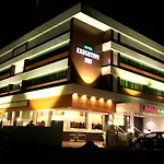 Hotel Executive Inn